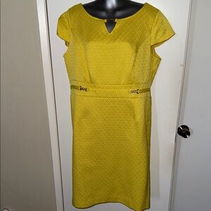 Elegant Yellow Textured Midi Dress